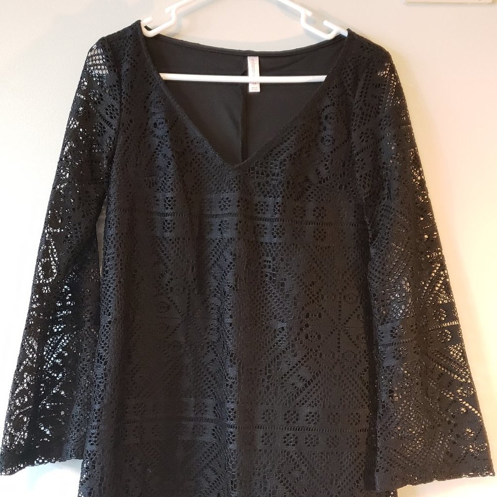 Like New! Black Lace Longsleeve Deep V-Neck Dress